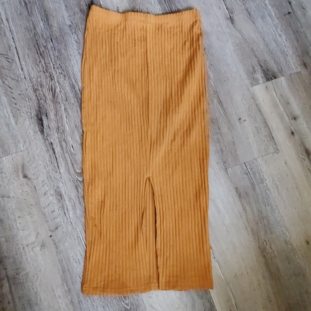SHEIN Front Slit Ribbed Pencil Skirt